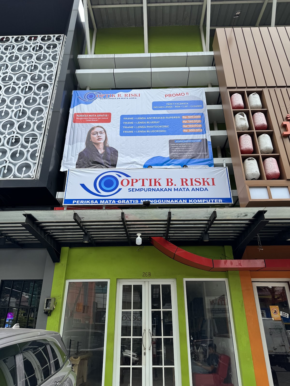 Optik B. Riski Bintaro